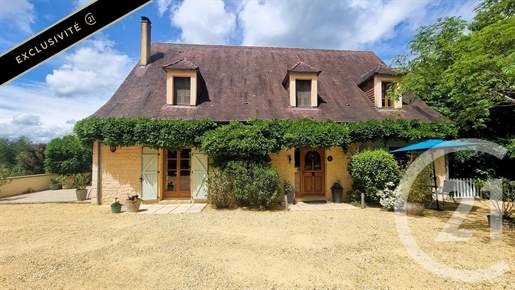 Maison 10 pièces 286 m² · à Domme · 286 m² · 575 000 €