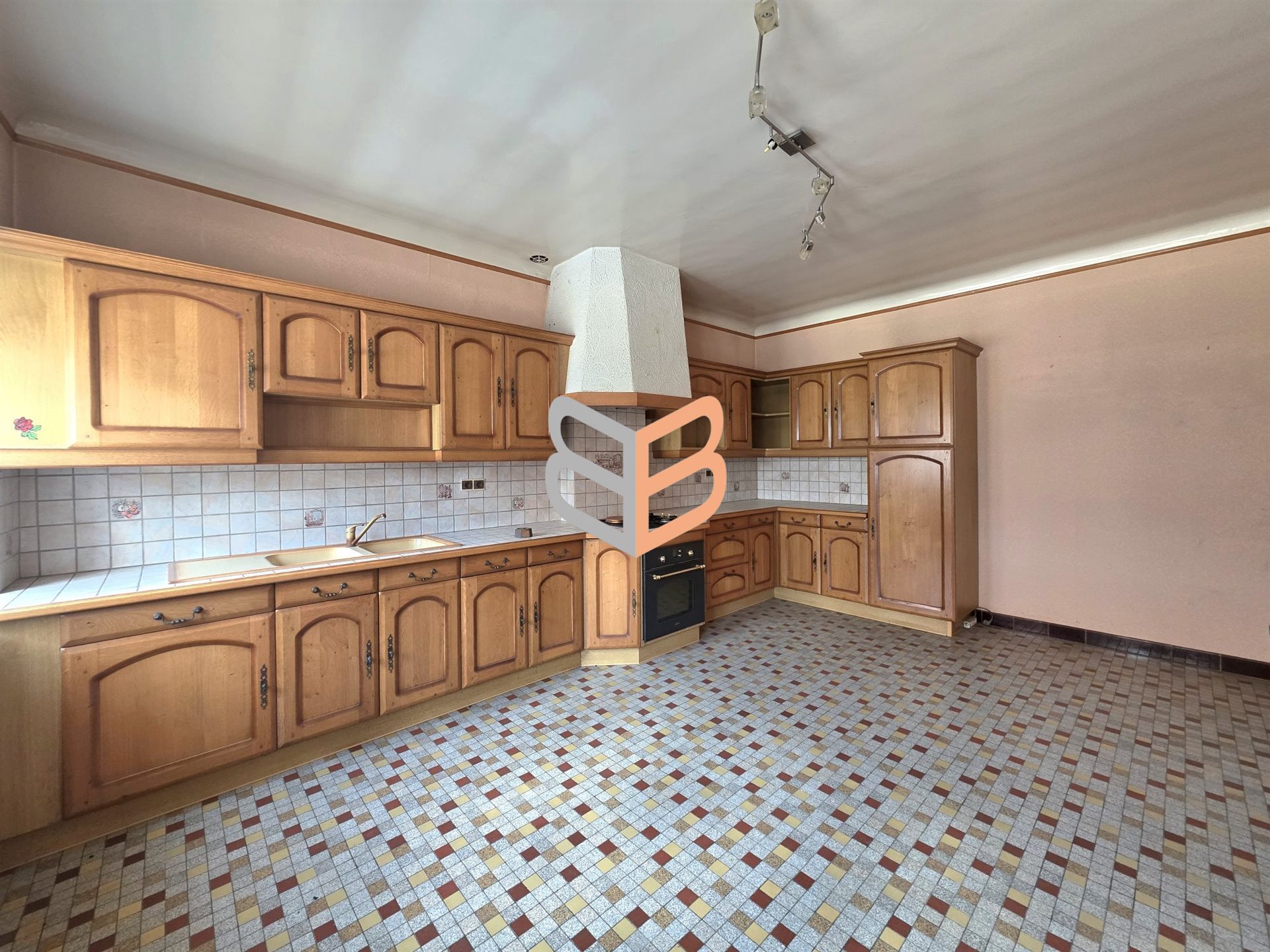 Maison à vendre, 291m², Ville-au-Montois