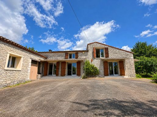 Maison 3 pièces 148 m² · à Montaigu-de-Quercy · 148 m² · 168 000 €