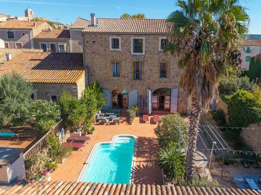 Maison 410 m² · à Neffiès · 410 m² · 950 000 €