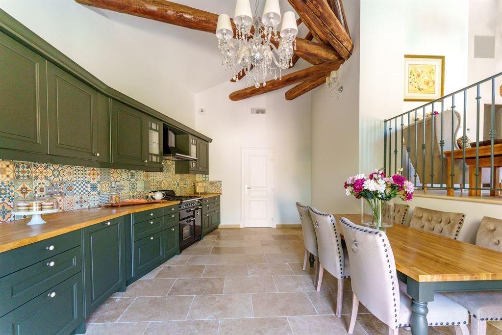 Maison à vendre, 140m², Saint-Geniès-de-Fontedit