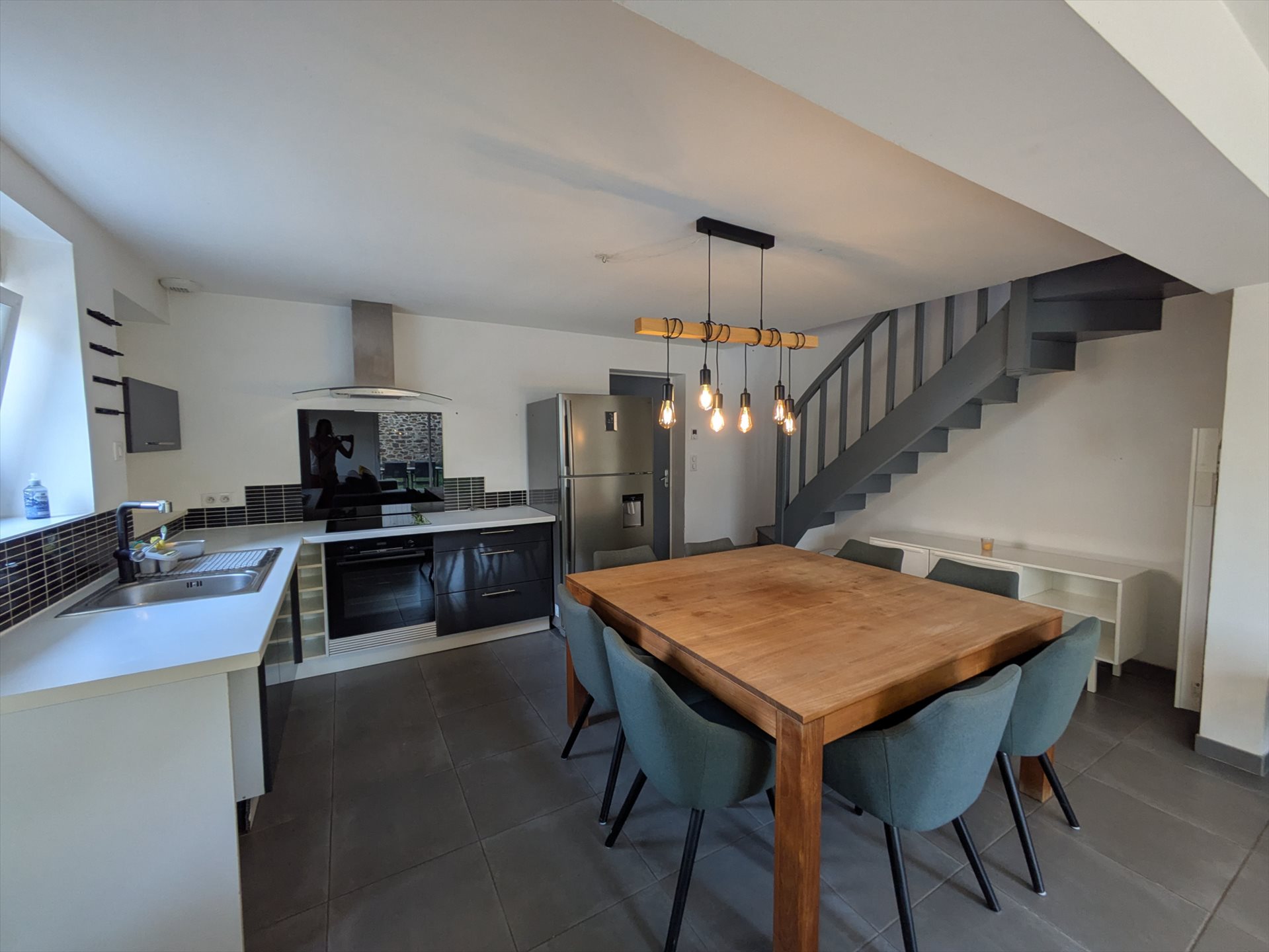 Maison à louer, 81m², Fougères