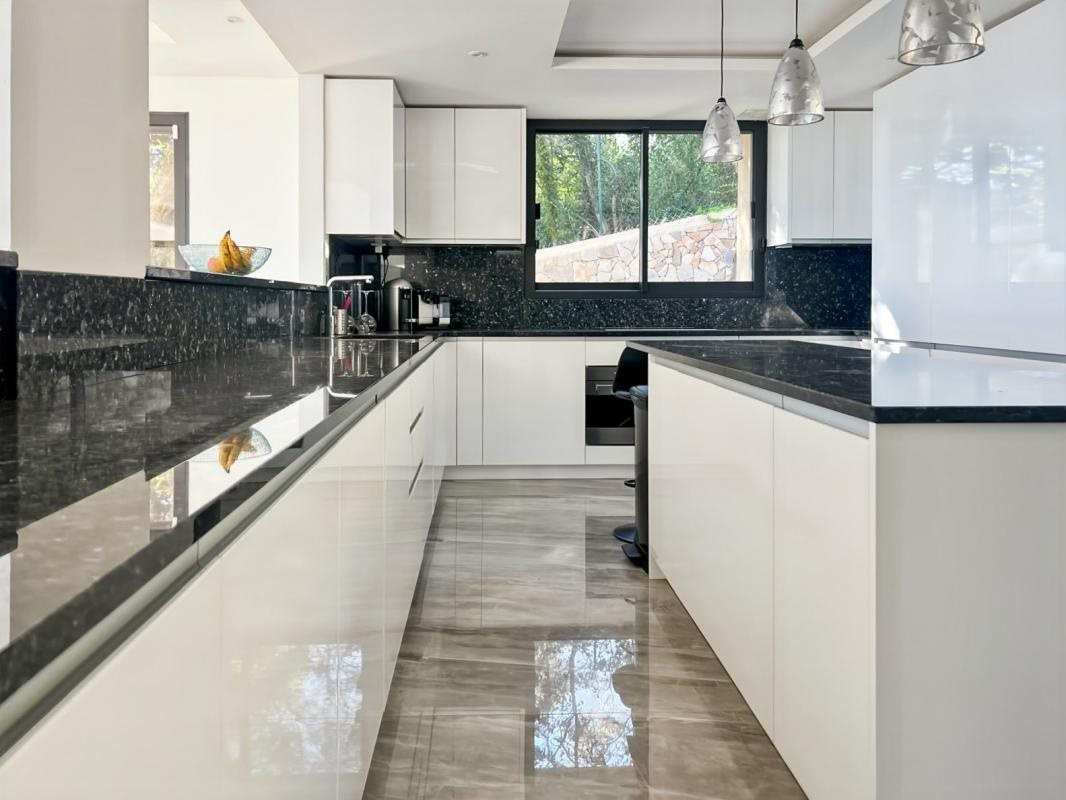 Maison à vendre, 390m², Mougins