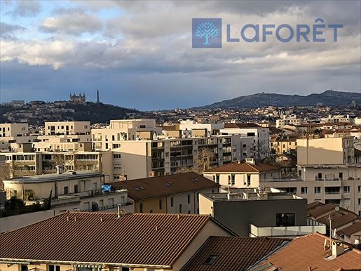 Appartement 5 pièces 125 m² · à Lyon 8ème · 125 m² · 419 000 €
