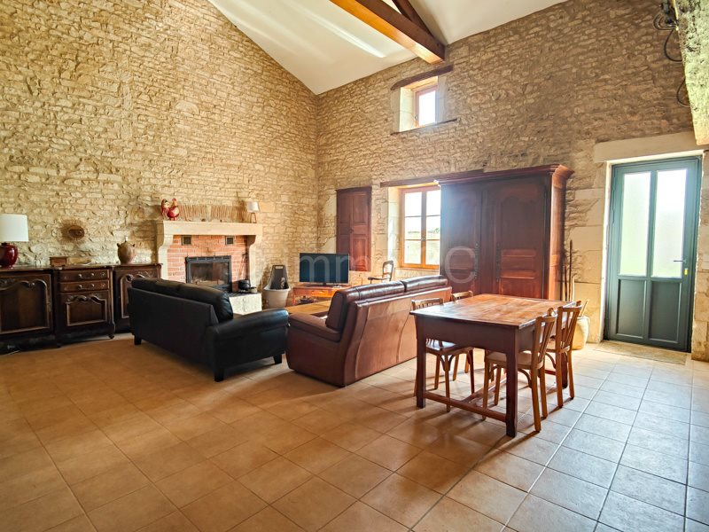 Maison à vendre, 146m², Civray