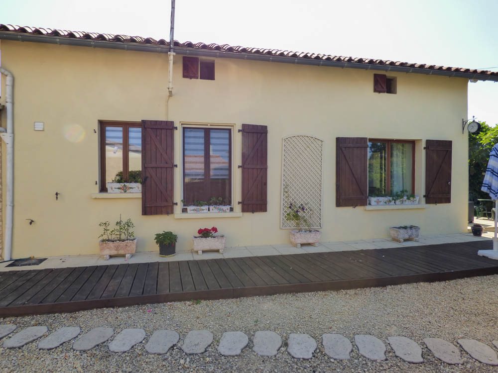Maison à vendre, 183m², Pamproux