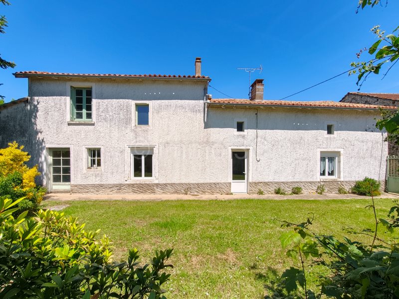 Maison à vendre, 105m², Ruffec