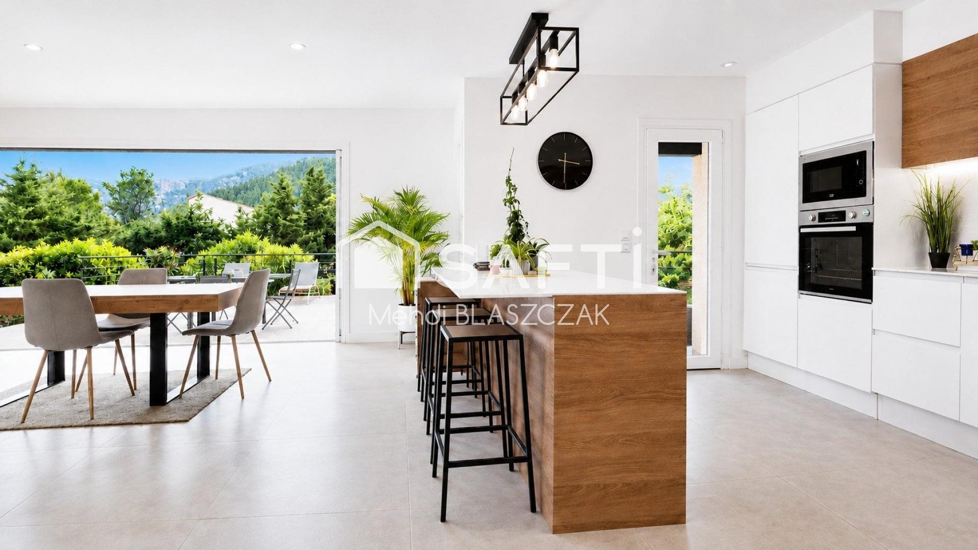 Maison à vendre, 137m², Mandelieu-la-Napoule