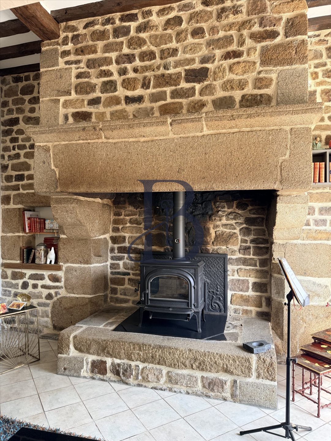 Maison à vendre, 246m², La Colombe