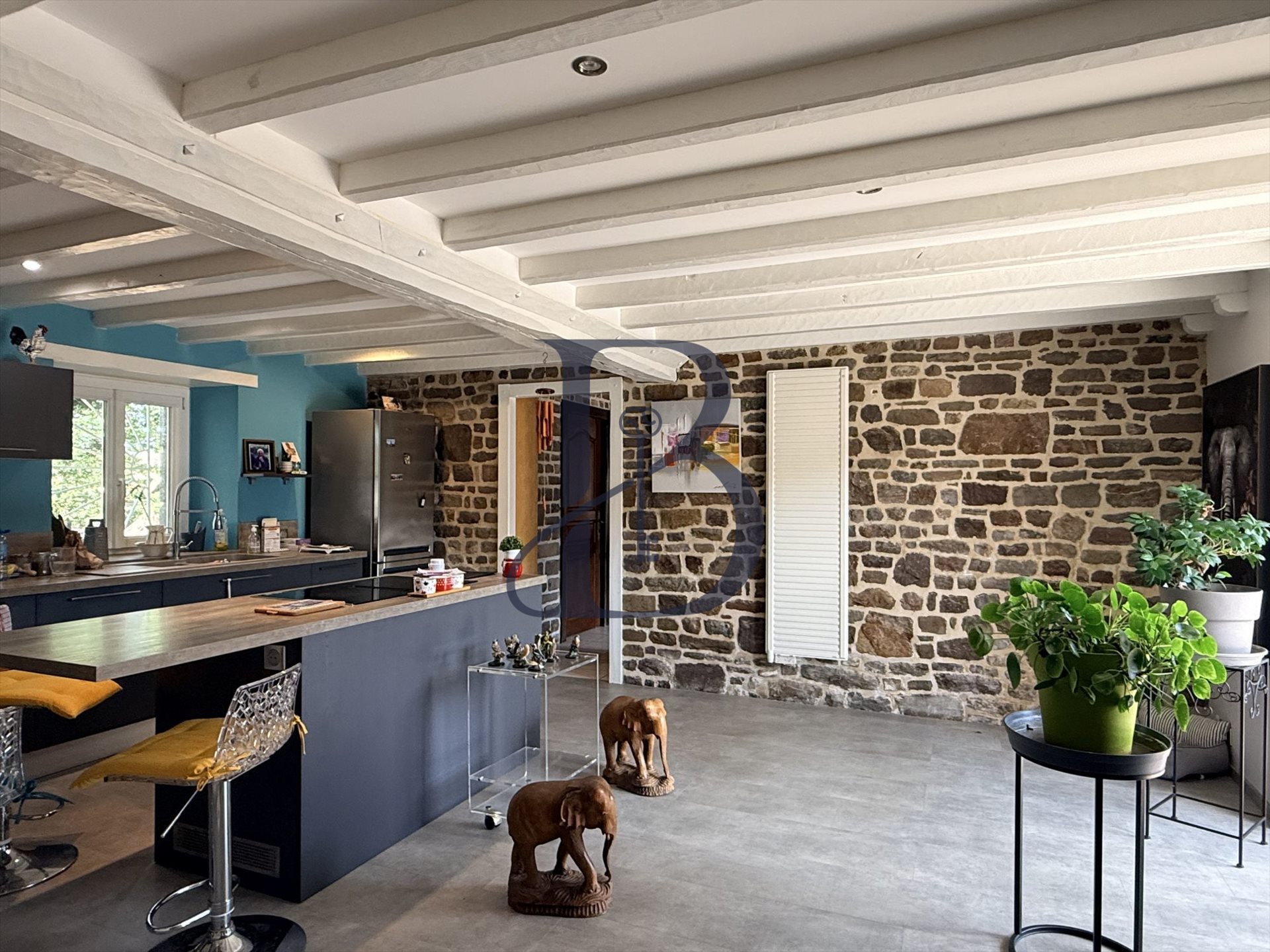 Maison à vendre, 246m², La Colombe