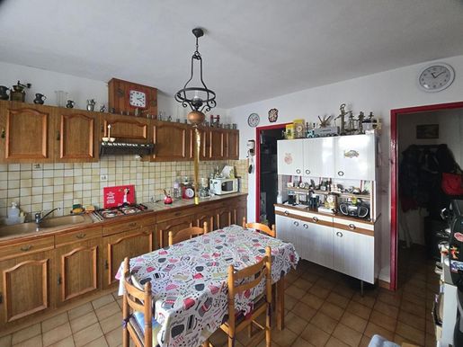 Maison 4 pièces 100 m² · à Lézignan-Corbières · 100 m² · 195 000 €