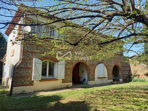 Maison 9 pièces 135 m² · à Reyniès · 135 m² · 365 000 €