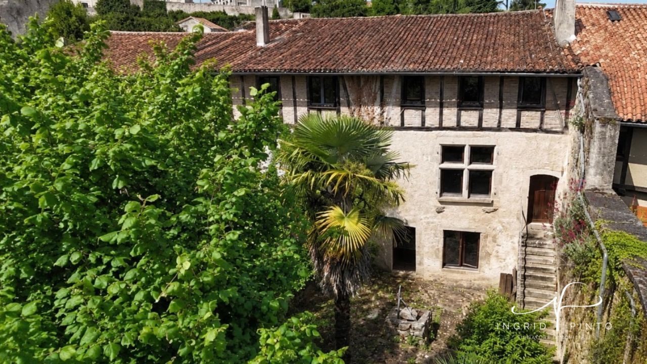 Maison à vendre, 248m², Parthenay