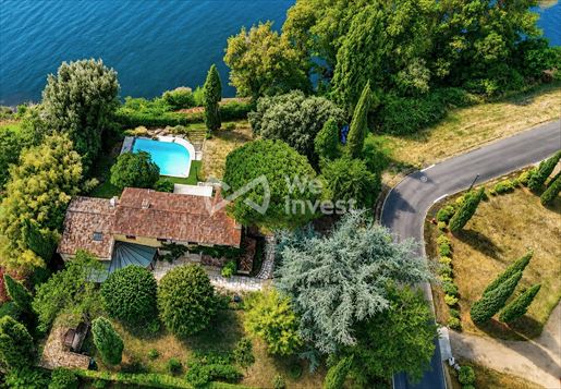 Maison 9 pièces 325 m² · à Châtellerault · 325 m² · 676 000 €