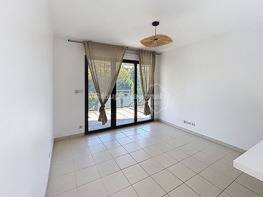 Appartement 2 pièces 42 m² · à La Roquette-sur-Siagne · 42 m² · 265 000 €