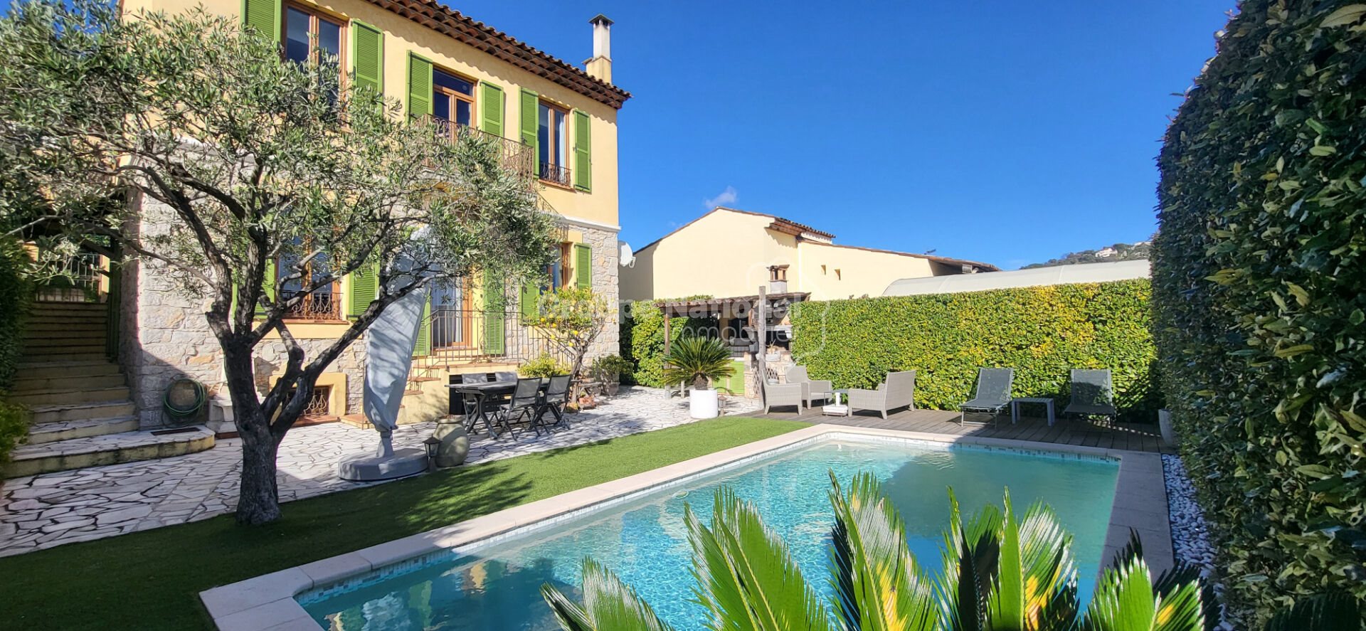 Maison à vendre, 155m², La Roquette-sur-Siagne