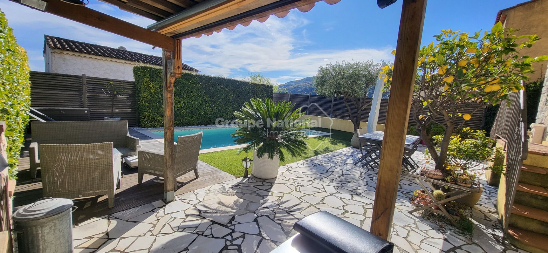 Maison à vendre, 155m², La Roquette-sur-Siagne