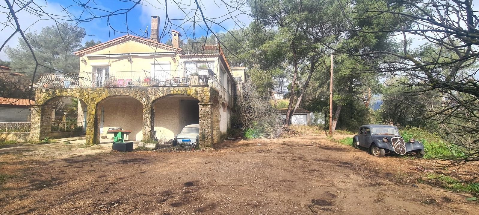 Maison à vendre, 282m², Cuges-les-Pins