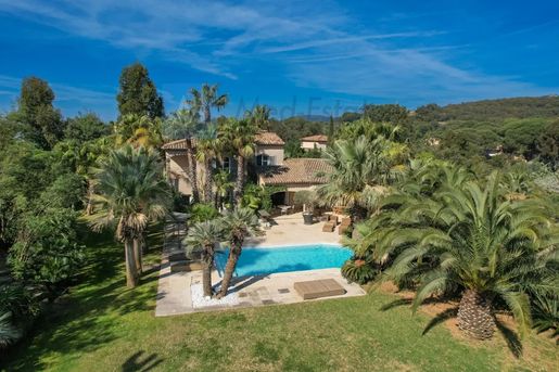 Maison 6 pièces 250 m² · à Grimaud · 250 m² · 2 950 000 €