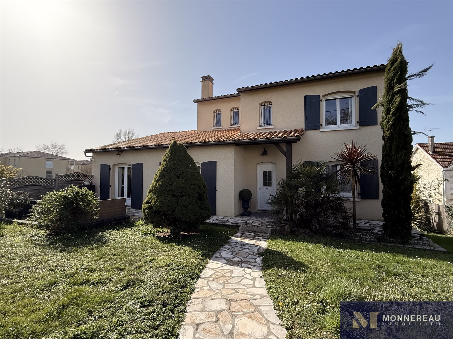Maison à vendre, 201m², Angoulême