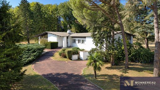 Maison 7 pièces 275 m² · à Champniers · 275 m² · 590 425 €
