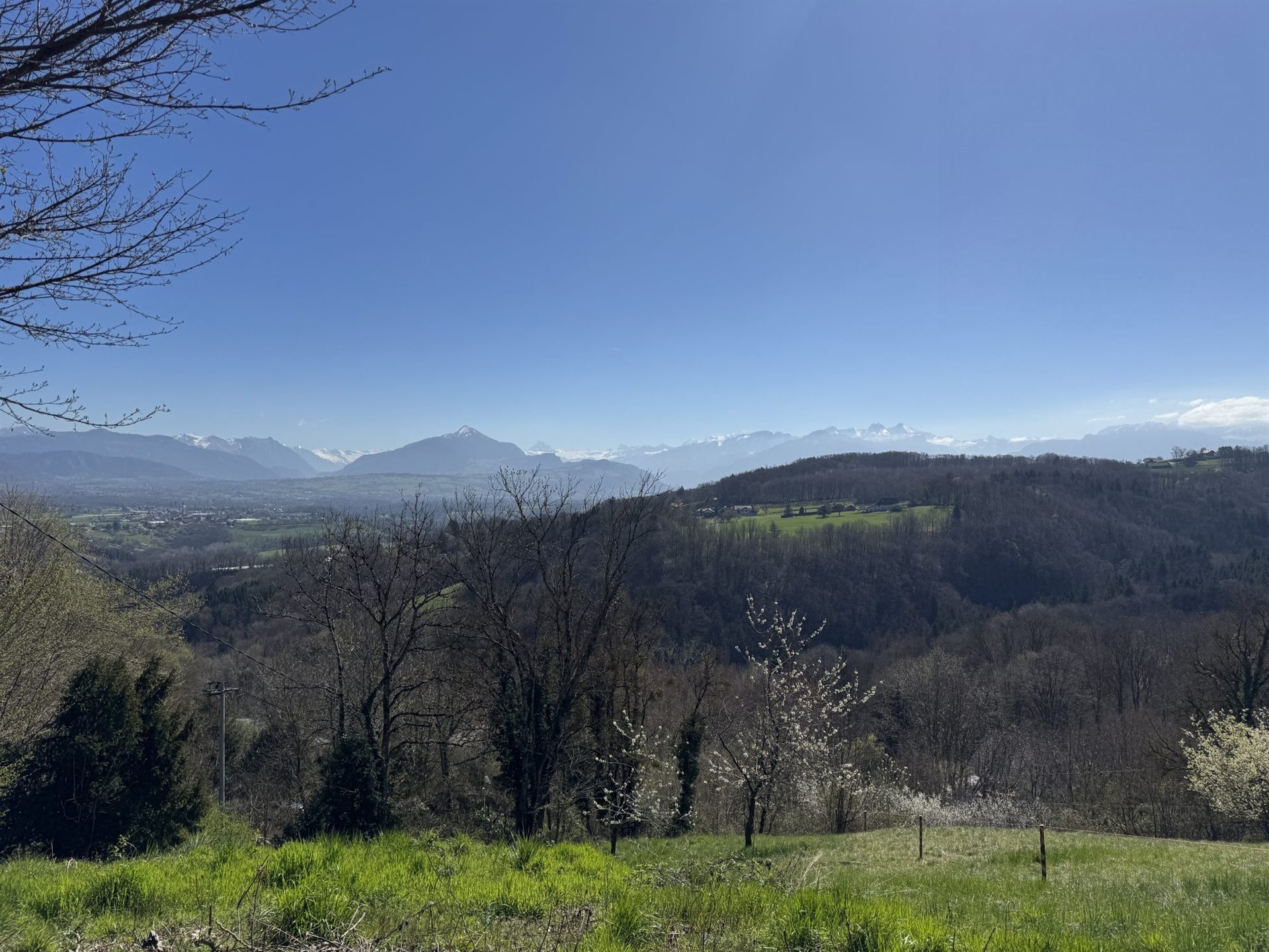 Land for Sale in Monnetier-Mornex, Monnetier-Mornex