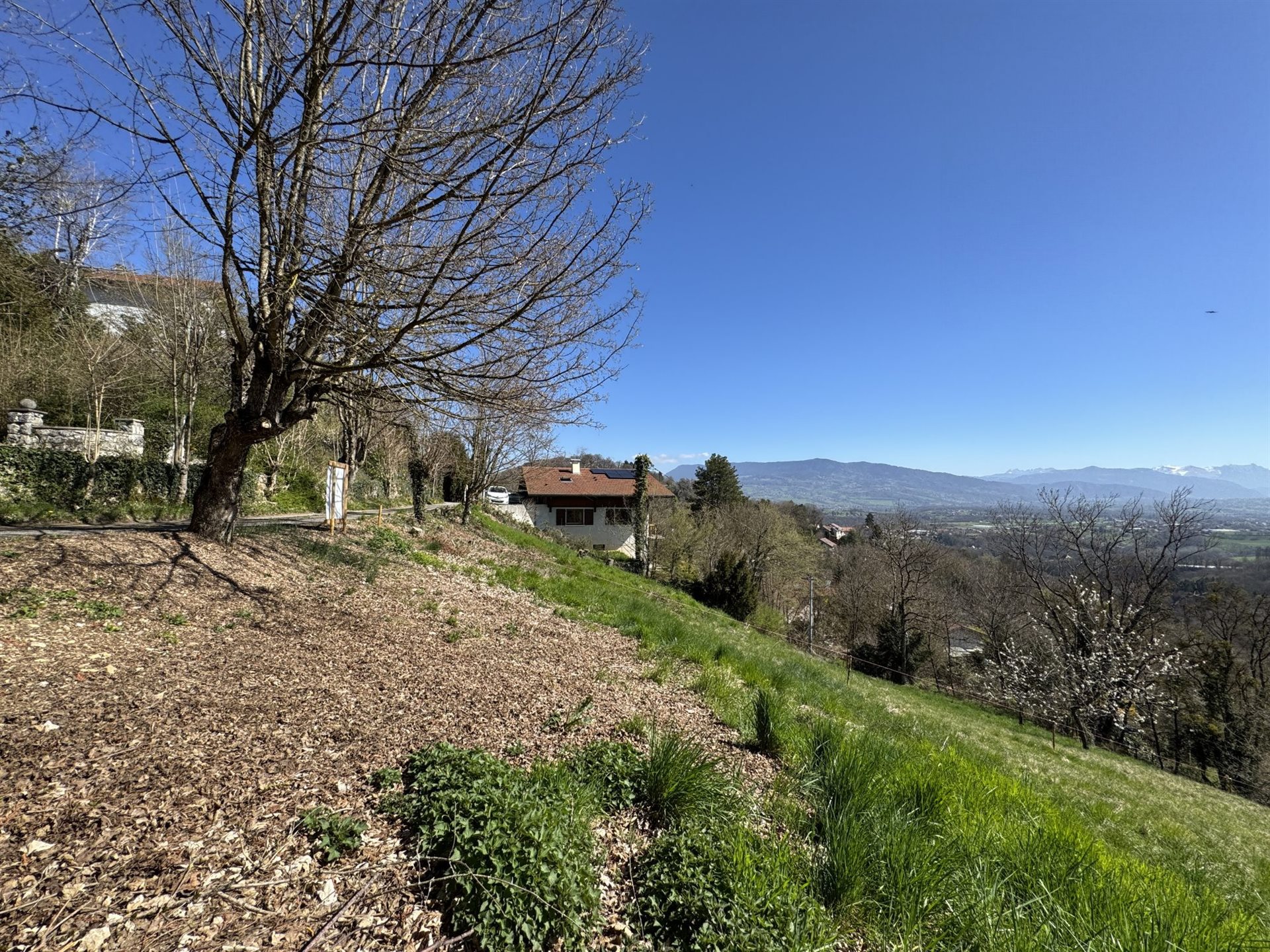 Land for Sale in Monnetier-Mornex - Widok 4