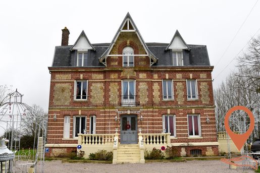 Maison 12 pièces 420 m² · à Norrey-en-Auge · 420 m² · 430 000 €