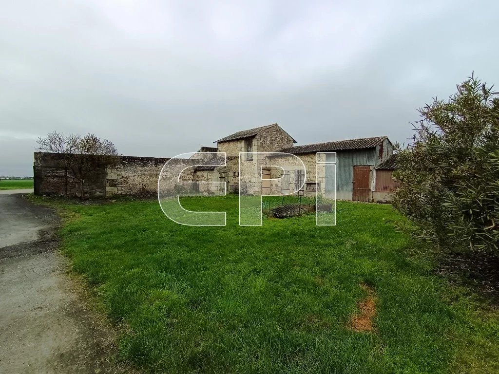 Maison à vendre, 108m², Monts-sur-Guesnes