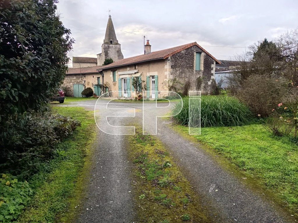 Maison à vendre, 71m², Mouterre-Silly