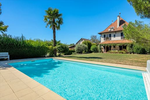 9 pièces 416 m² · à Thonon-les-Bains · 416 m² · 2 190 000 €