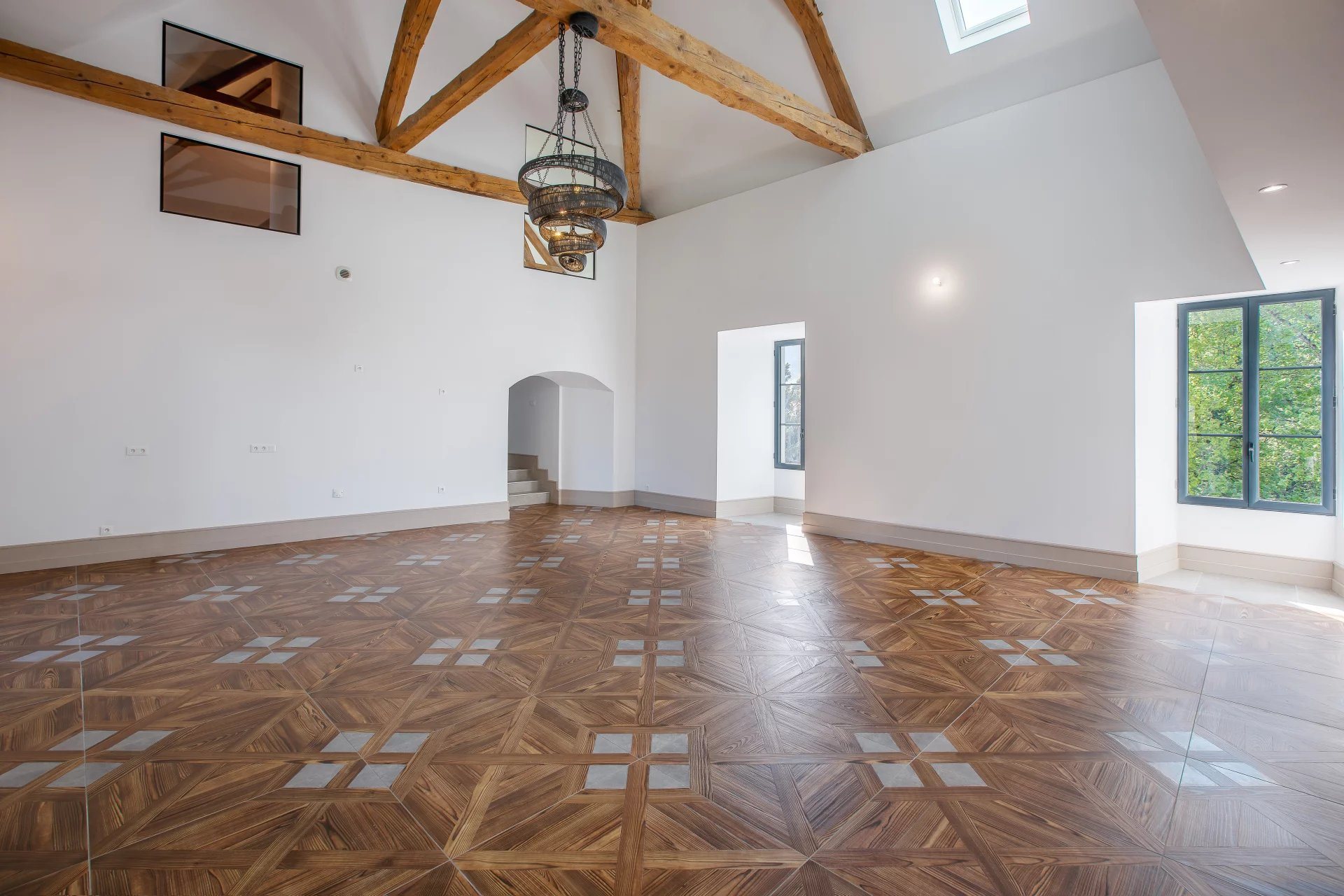 Apartment in Draillant - View 2