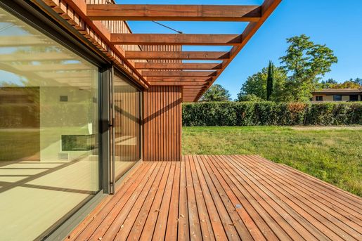Maison 10 pièces 250 m² · à Nernier · 250 m² · 1 945 000 €