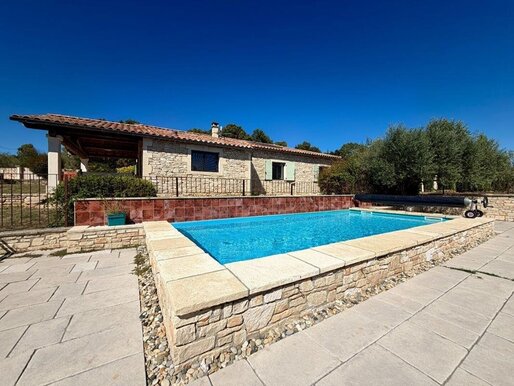 Maison 4 pièces 105 m² · à Orgnac-l'Aven · 105 m² · 360 000 €
