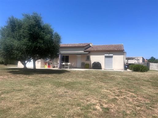 Appartement 5 pièces 146 m² · à Barjac · 146 m² · 330 000 €