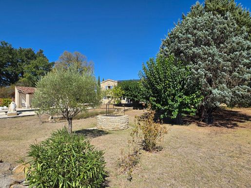 Maison 7 pièces 200 m² · à Barjac · 200 m² · 499 000 €