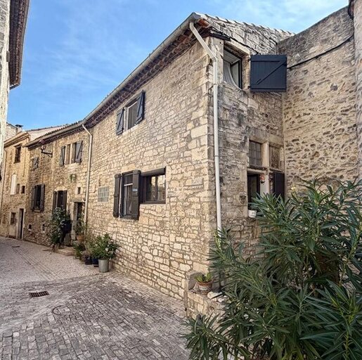 Maison 5 pièces 127 m² · à Barjac · 127 m² · 255 000 €