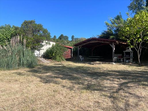 2 pièces 30 m² · à Barjac · 30 m² · 79 000 €