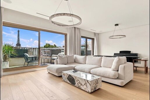 Appartement 2 pièces 80 m² · à Paris 16ème · 80 m² · 1 860 000 €