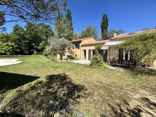 Maison 5 pièces 167 m² · à Fuveau · 167 m² · 550 000 €