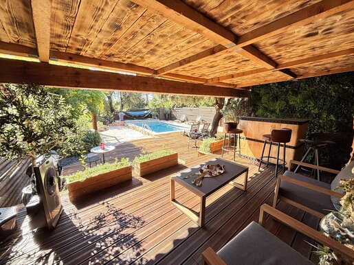 Maison 6 pièces 145 m² · à Saint-Maximin-la-Sainte-Baume · 145 m² · 570 000 €