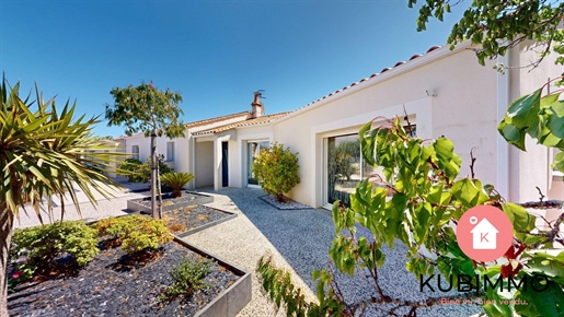 Maison 7 pièces 165 m² · à Longeville-sur-Mer · 165 m² · 498 900 €