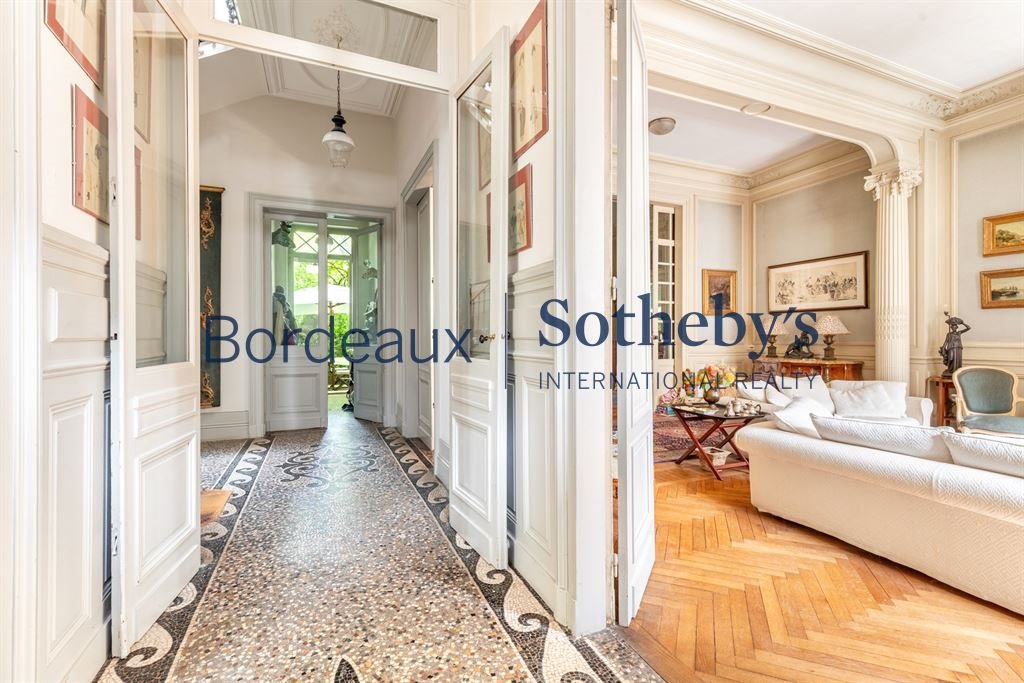 Maison à vendre, 330m², Bordeaux