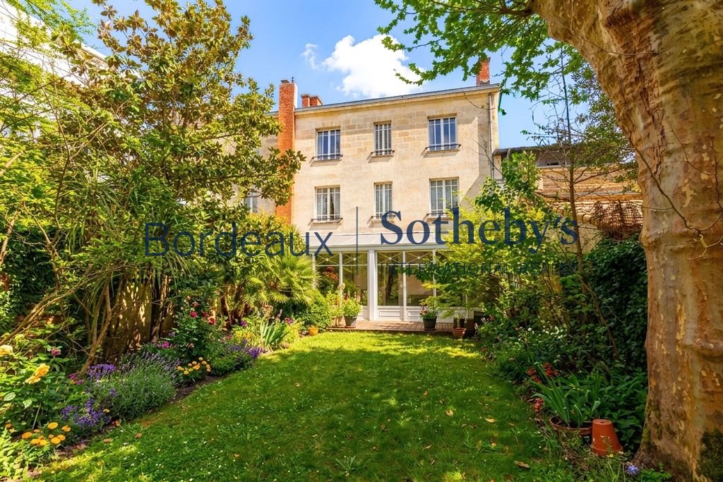 Bordeaux Saint-Genès Prestigious Private Mansion With Pool And Park Garages, Bordeaux