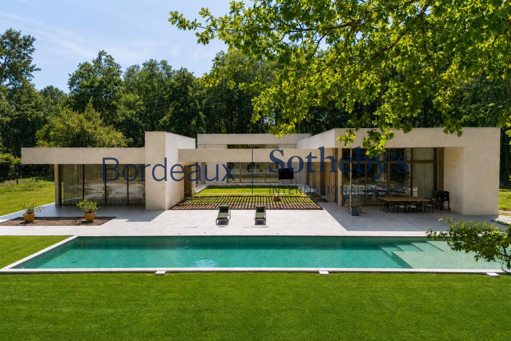 Bordeaux 20 Minutes Stunning Contemporary Villa 1.5-Hectare 360 Sq.M Exceptional Renovati