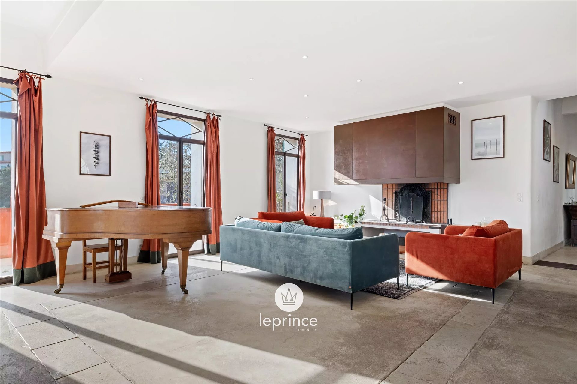 Maison à louer, 263m², Nice