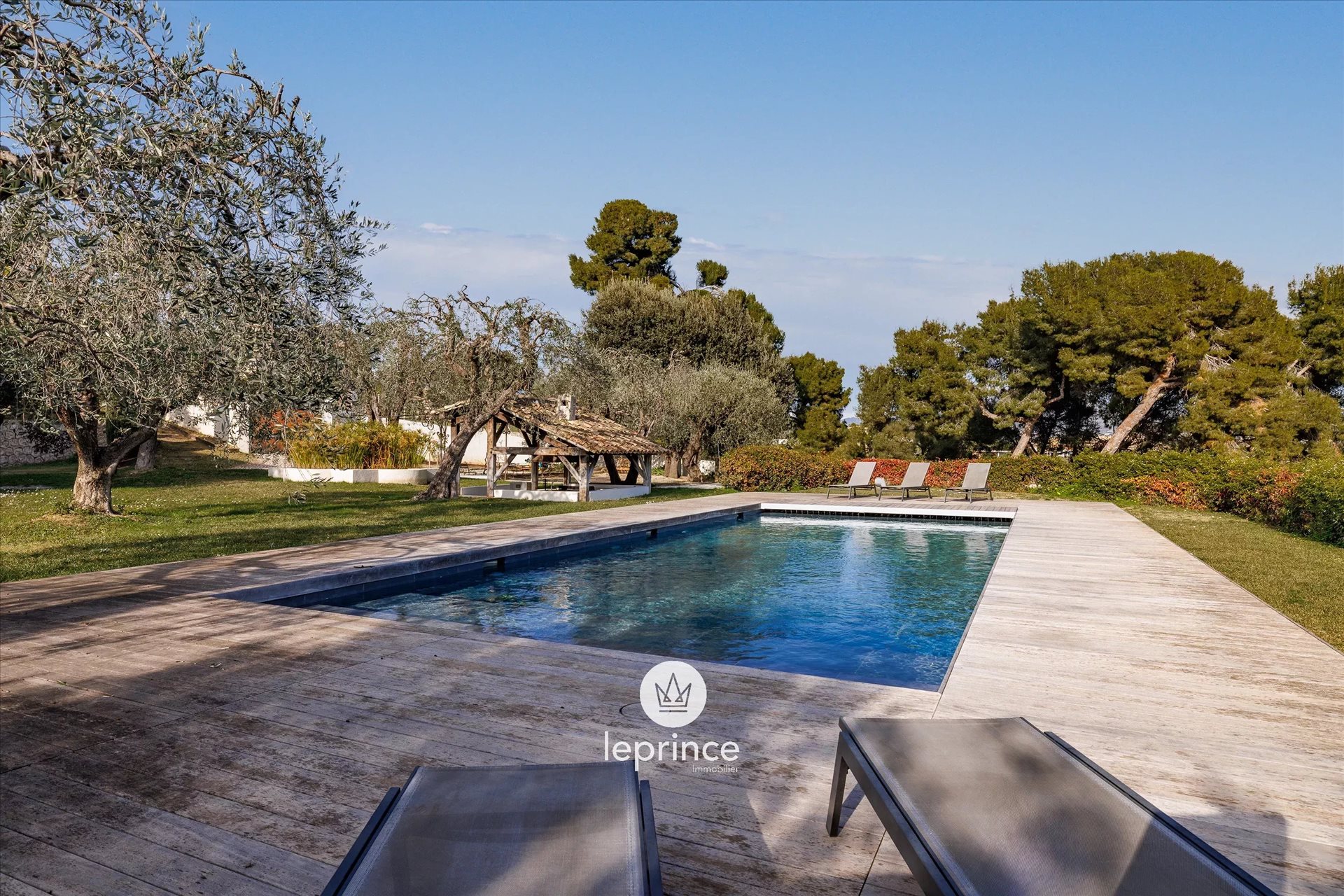 Maison à louer, 263m², Nice