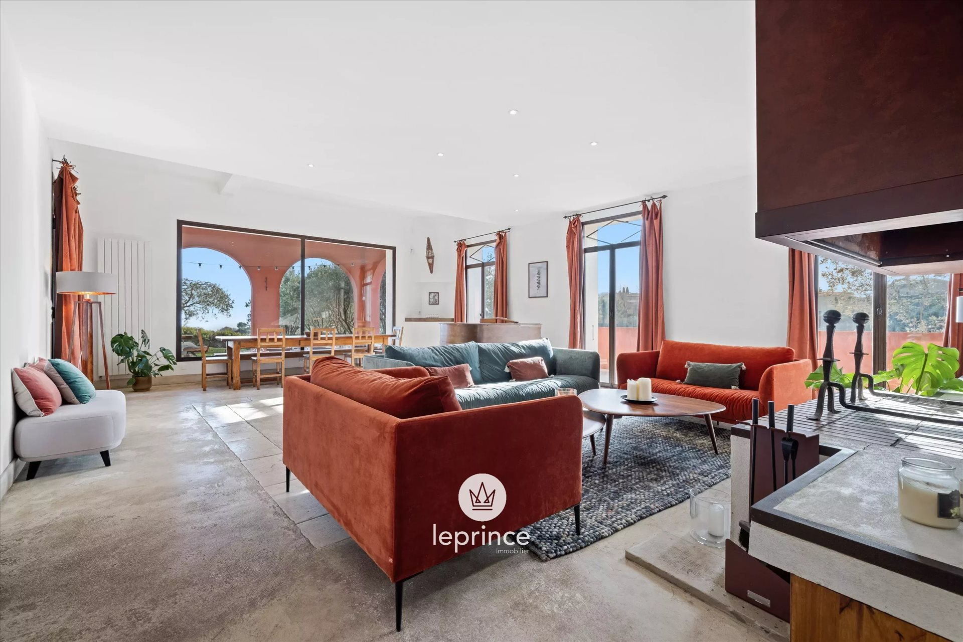 Maison à louer, 263m², Nice