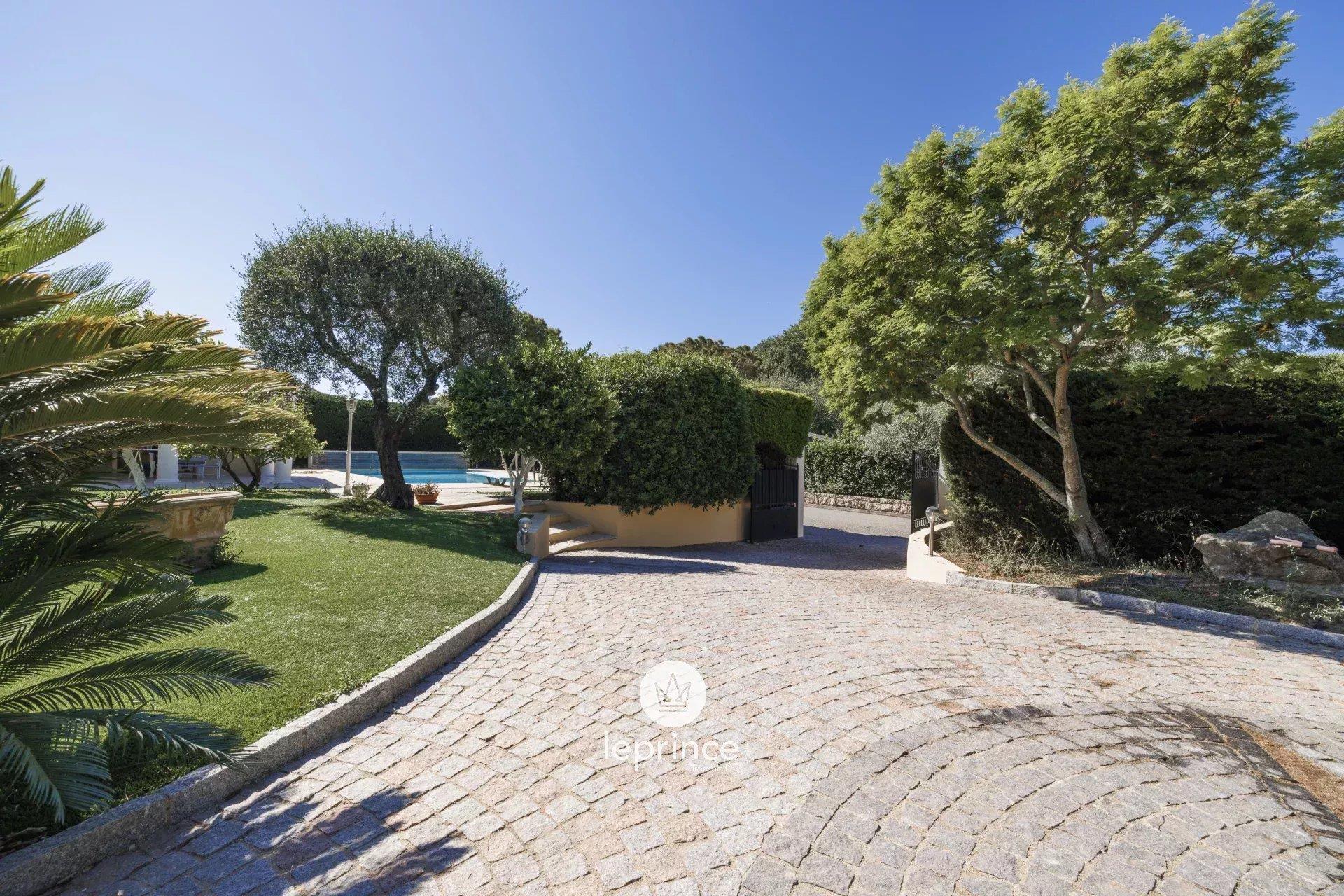 Maison à vendre, 200m², Villefranche-sur-Mer