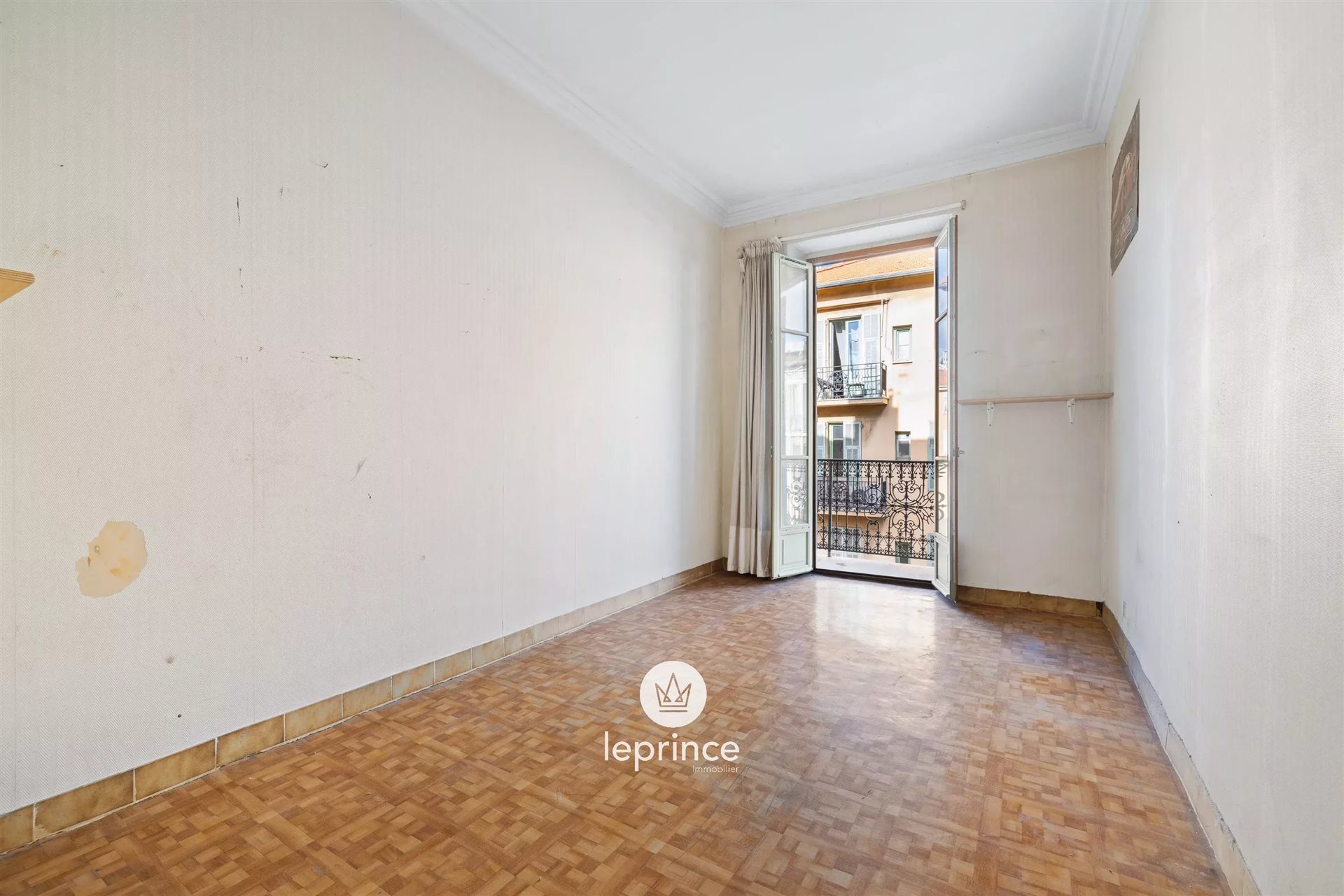 Appartement – Nice, Le Port, Carabacel - Vue 4